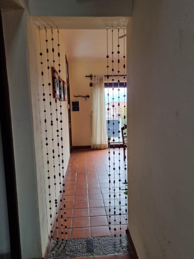 Hostal Las Rosas Salta Exterior photo